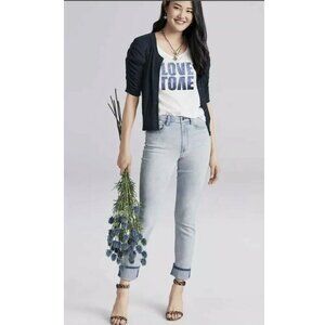 cabi Higher Straight Jeans size 10 style #5883 light wash high rise